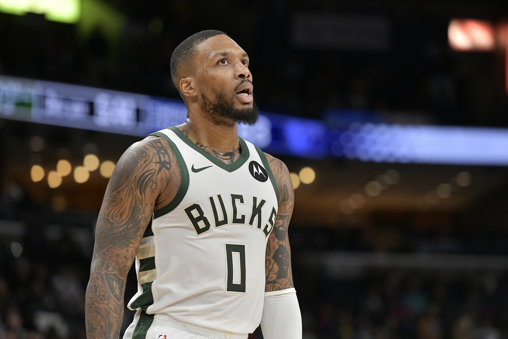 勇士绝杀公牛，利拉德刷新纪录