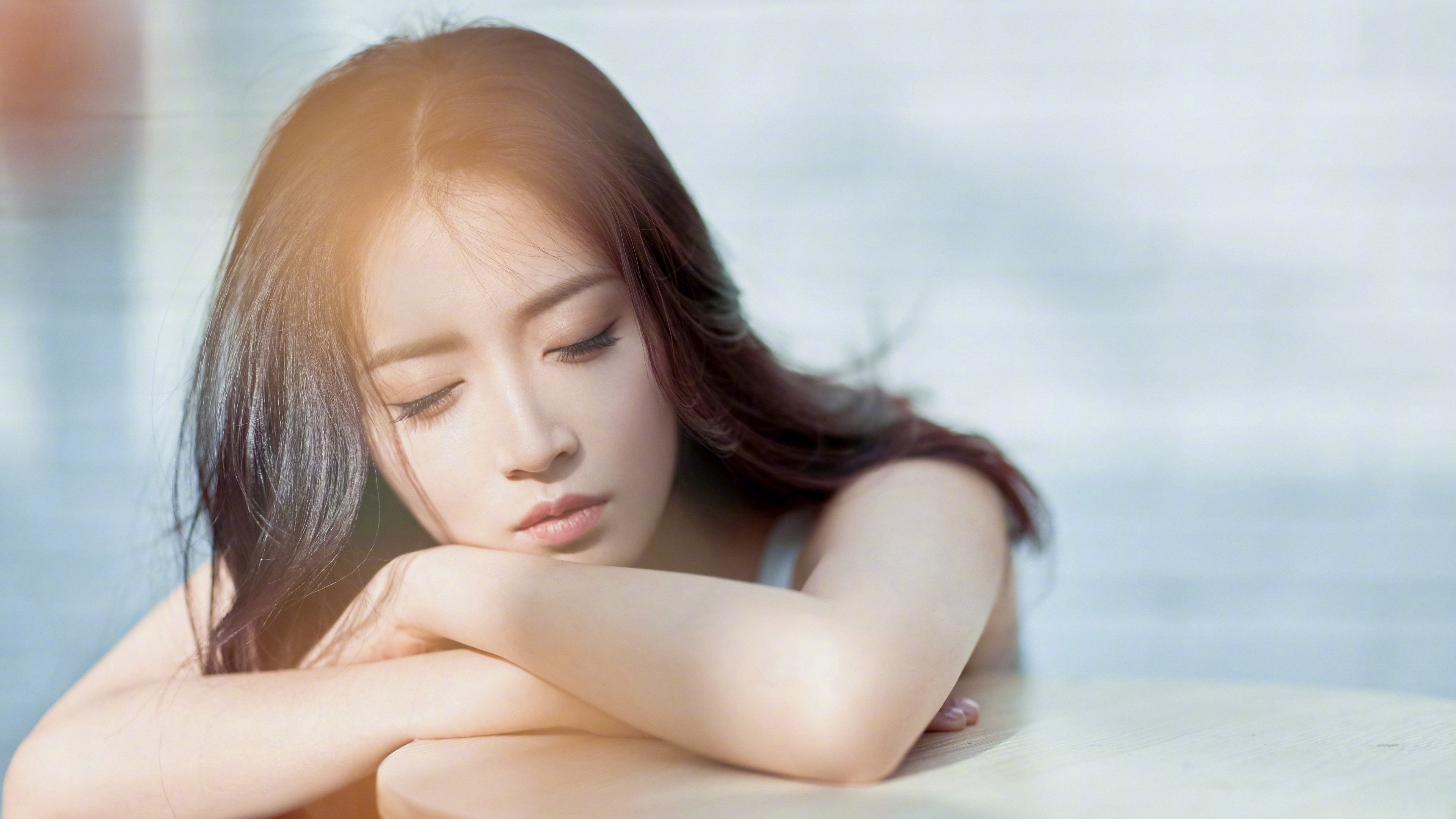 绿茵场的双面诗篇，萨拉赫的独舞与乌拉圭的合唱