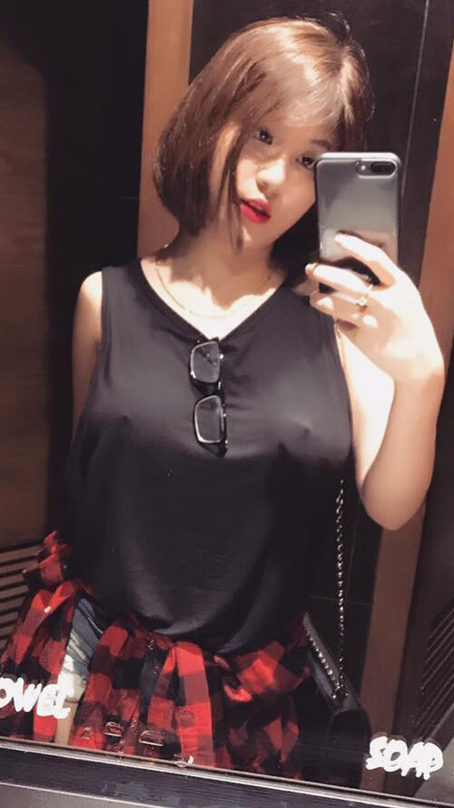 蓝衣远征与沙漠风暴,巴斯托尼的爆发,如何让卡塔尔足球的火力在雷恩城头绽放